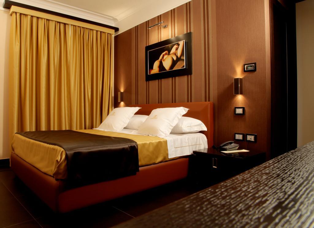 Hotel Cenacolo Сомма-Везув'яна Екстер'єр фото