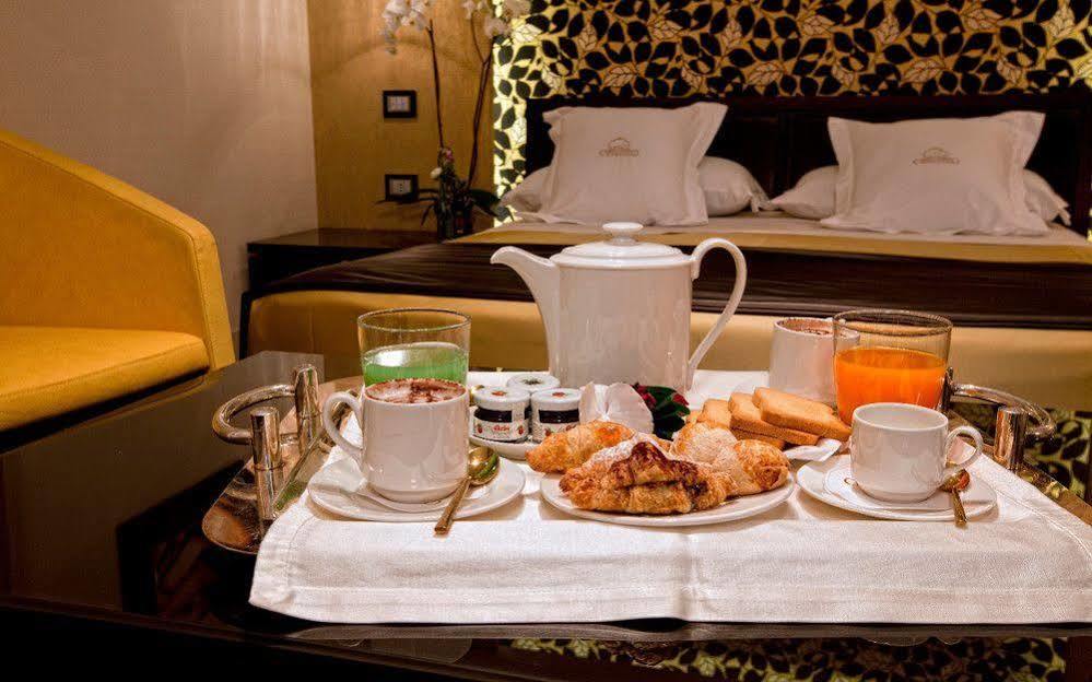 Hotel Cenacolo Сомма-Везув'яна Екстер'єр фото